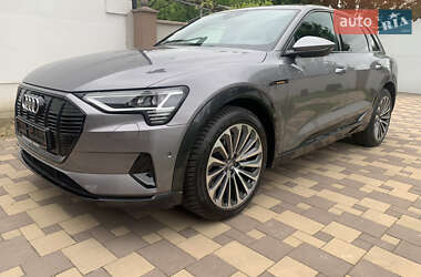 Позашляховик / Кросовер Audi e-tron 2020 в 