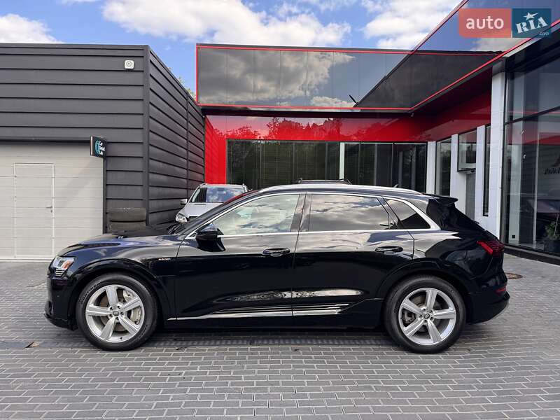 Внедорожник / Кроссовер Audi e-tron 2019 в Одессе фото 4 Внедорожник / Кроссовер Audi e-tron 2019 в Одессе