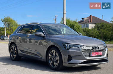 Внедорожник / Кроссовер Audi e-tron 2019 в 