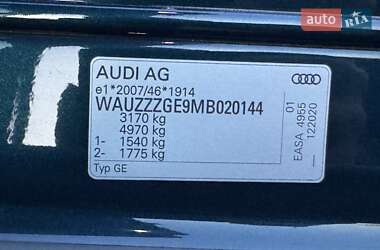 Внедорожник / Кроссовер Audi e-tron 2021 в 