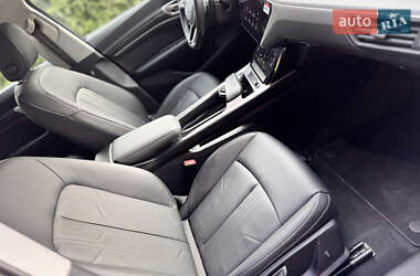 Внедорожник / Кроссовер Audi e-tron 2019 в 