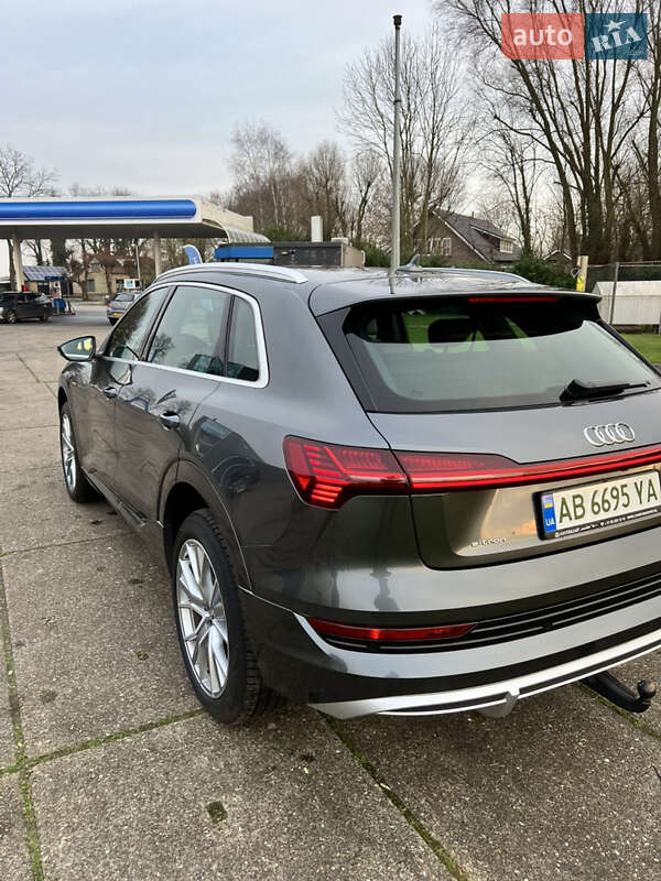 Внедорожник / Кроссовер Audi e-tron 2020 в Виннице