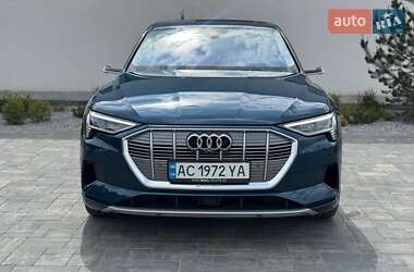 Внедорожник / Кроссовер Audi e-tron 2019 в 