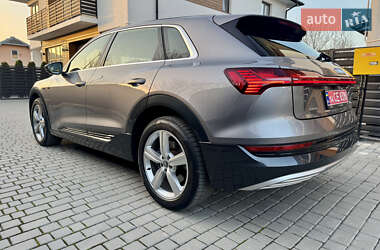 Внедорожник / Кроссовер Audi e-tron 2020 в 