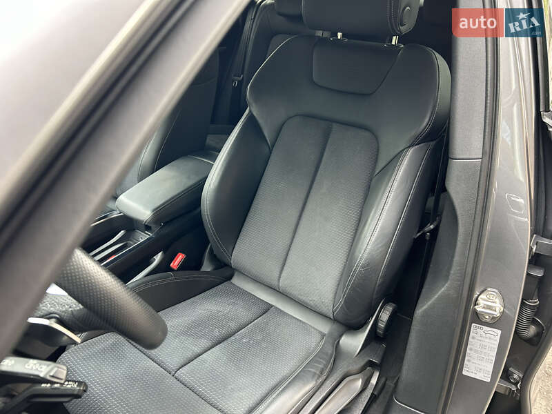 Внедорожник / Кроссовер Audi e-tron 2022 в Киеве
