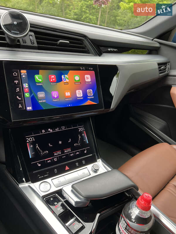 Внедорожник / Кроссовер Audi e-tron 2019 в Львове фото 17 Внедорожник / Кроссовер Audi e-tron 2019 в Львове