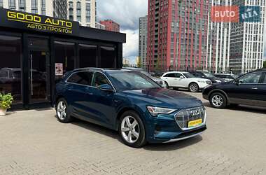 Внедорожник / Кроссовер Audi e-tron 2019 в Киеве