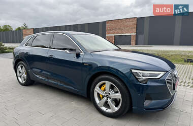 Позашляховик / Кросовер Audi e-tron 2022 в Хмельницькому