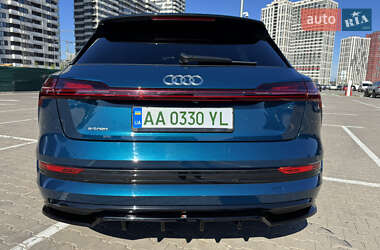 Внедорожник / Кроссовер Audi e-tron 2019 в 