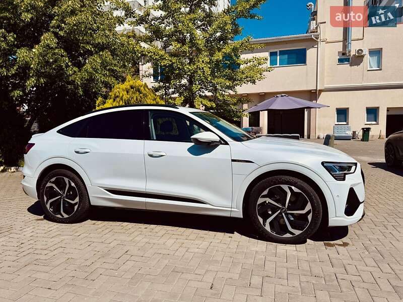 Внедорожник / Кроссовер Audi e-tron 2021 в Одессе