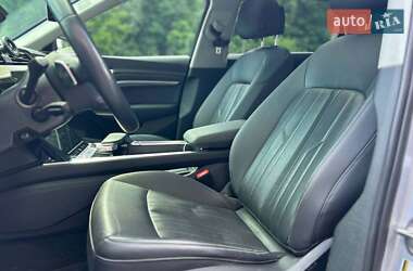 Внедорожник / Кроссовер Audi e-tron 2019 в 