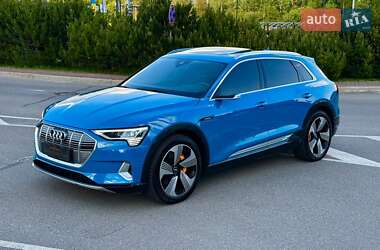 Внедорожник / Кроссовер Audi e-tron 2019 в 