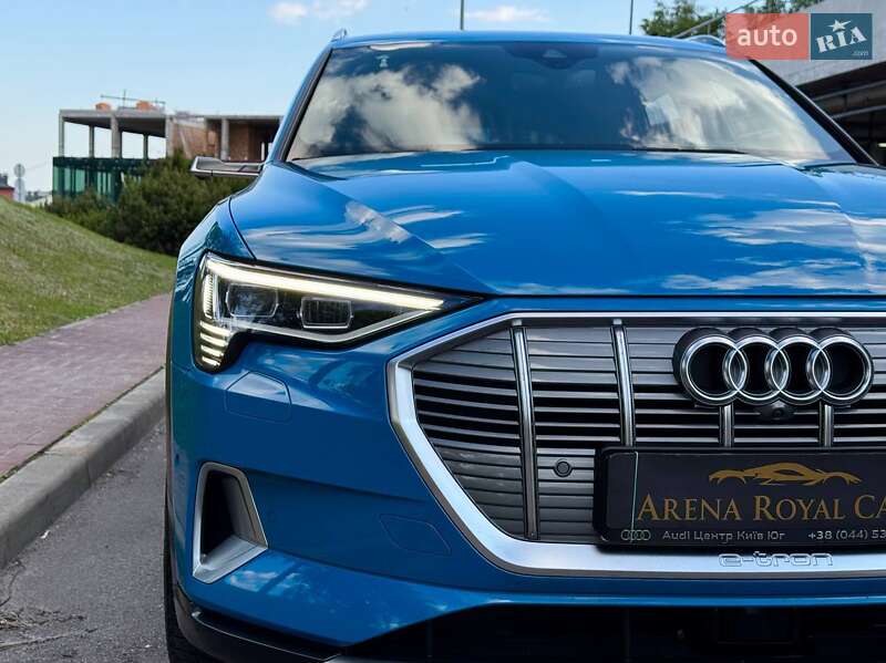 Внедорожник / Кроссовер Audi e-tron 2019 в Киеве фото 3 Внедорожник / Кроссовер Audi e-tron 2019 в Киеве