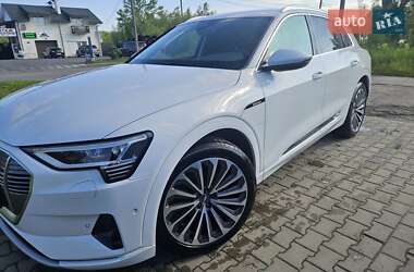 Внедорожник / Кроссовер Audi e-tron 2019 в 