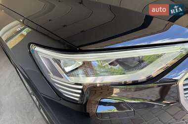 Внедорожник / Кроссовер Audi e-tron 2019 в 