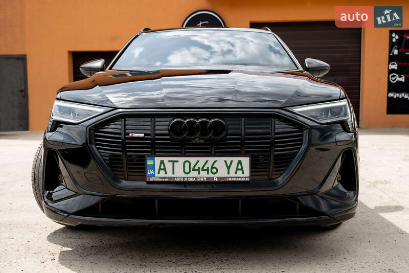 Внедорожник / Кроссовер Audi e-tron 2022 в Ивано-Франковске