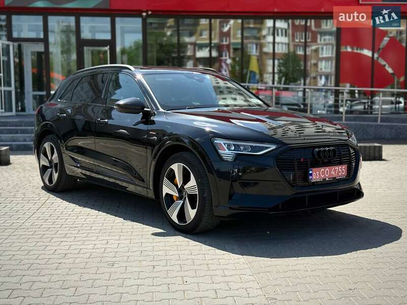 Внедорожник / Кроссовер Audi e-tron 2021 в Черновцах