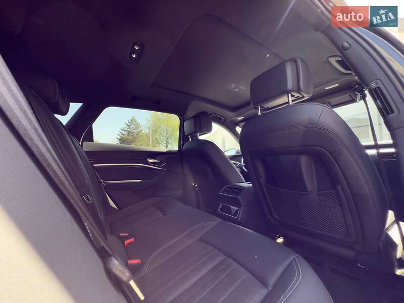 Внедорожник / Кроссовер Audi e-tron 2021 в Черновцах