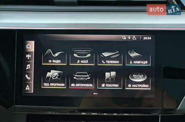 Внедорожник / Кроссовер Audi e-tron 2019 в 