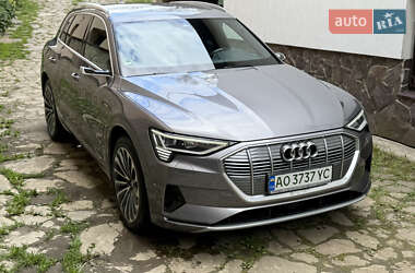 Внедорожник / Кроссовер Audi e-tron 2019 в 