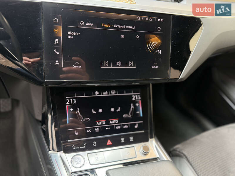 Внедорожник / Кроссовер Audi e-tron 2019 в Тячеве