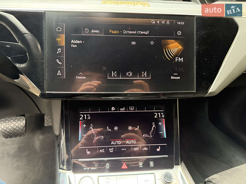 Внедорожник / Кроссовер Audi e-tron 2019 в Тячеве