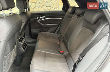 Внедорожник / Кроссовер Audi e-tron 2019 в 