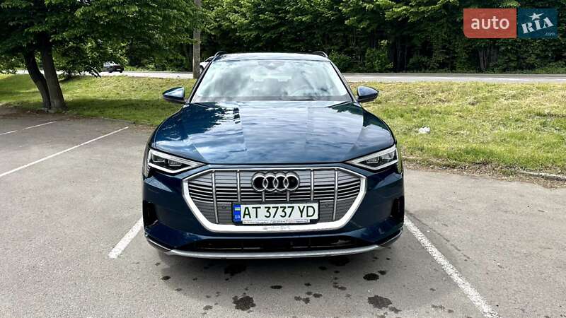 Внедорожник / Кроссовер Audi e-tron 2019 в Черновцах