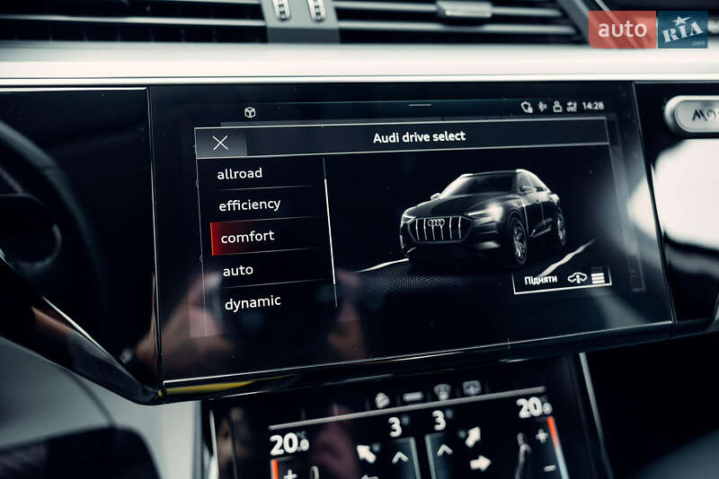 Внедорожник / Кроссовер Audi e-tron 2021 в Львове