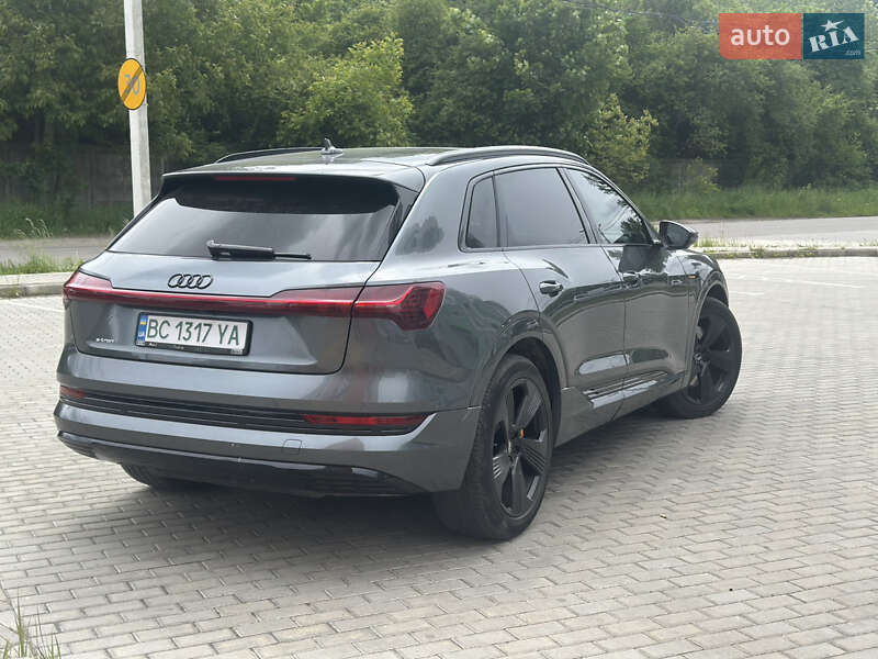 Внедорожник / Кроссовер Audi e-tron 2019 в Львове