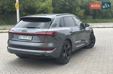 Внедорожник / Кроссовер Audi e-tron 2019 в 