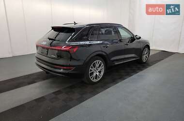 Внедорожник / Кроссовер Audi e-tron 2020 в 