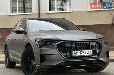 Внедорожник / Кроссовер Audi e-tron 2019 в 