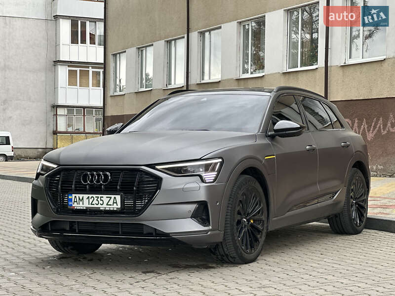 Внедорожник / Кроссовер Audi e-tron 2019 в Звягеле