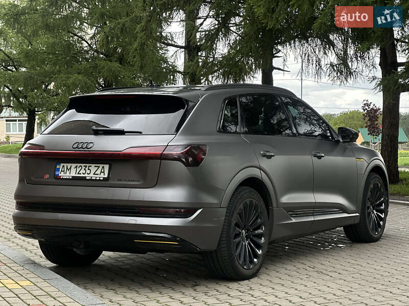 Внедорожник / Кроссовер Audi e-tron 2019 в Звягеле