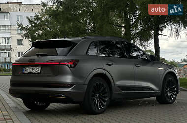 Внедорожник / Кроссовер Audi e-tron 2019 в 