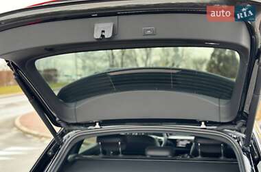 Внедорожник / Кроссовер Audi e-tron 2021 в 