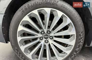 Внедорожник / Кроссовер Audi e-tron 2021 в 