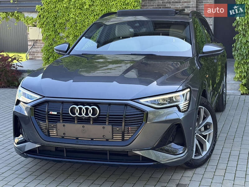 Внедорожник / Кроссовер Audi e-tron 2021 в Киеве фото 3 Внедорожник / Кроссовер Audi e-tron 2021 в Киеве