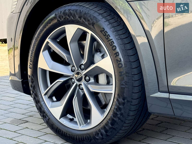 Внедорожник / Кроссовер Audi e-tron 2021 в Киеве фото 34 Внедорожник / Кроссовер Audi e-tron 2021 в Киеве