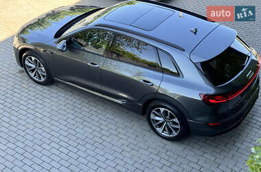Внедорожник / Кроссовер Audi e-tron 2021 в 