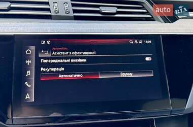 Внедорожник / Кроссовер Audi e-tron 2021 в 