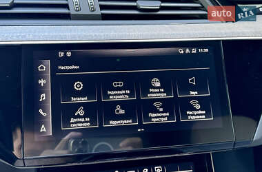 Внедорожник / Кроссовер Audi e-tron 2021 в 