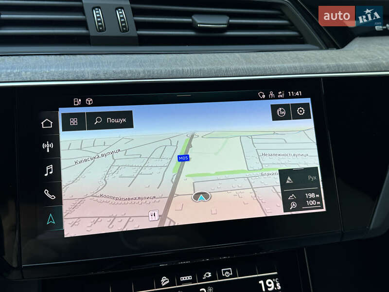 Внедорожник / Кроссовер Audi e-tron 2021 в Киеве фото 133 Внедорожник / Кроссовер Audi e-tron 2021 в Киеве