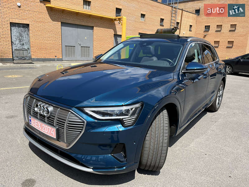 Внедорожник / Кроссовер Audi e-tron 2020 в Днепре