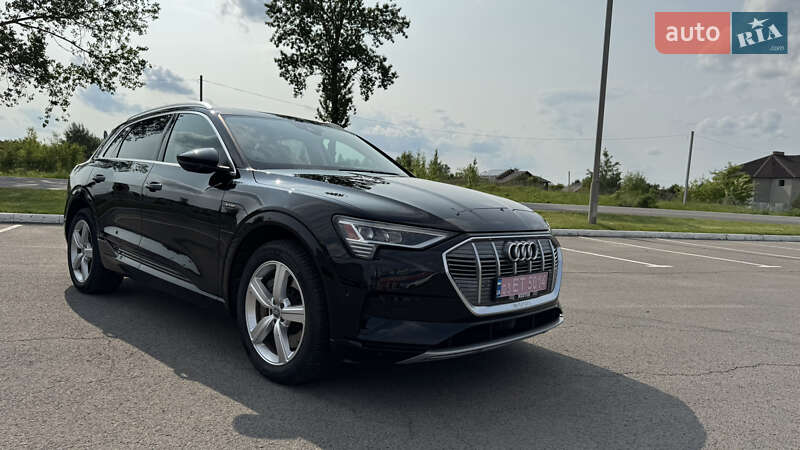 Внедорожник / Кроссовер Audi e-tron 2019 в Луцке