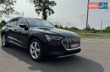 Внедорожник / Кроссовер Audi e-tron 2019 в 