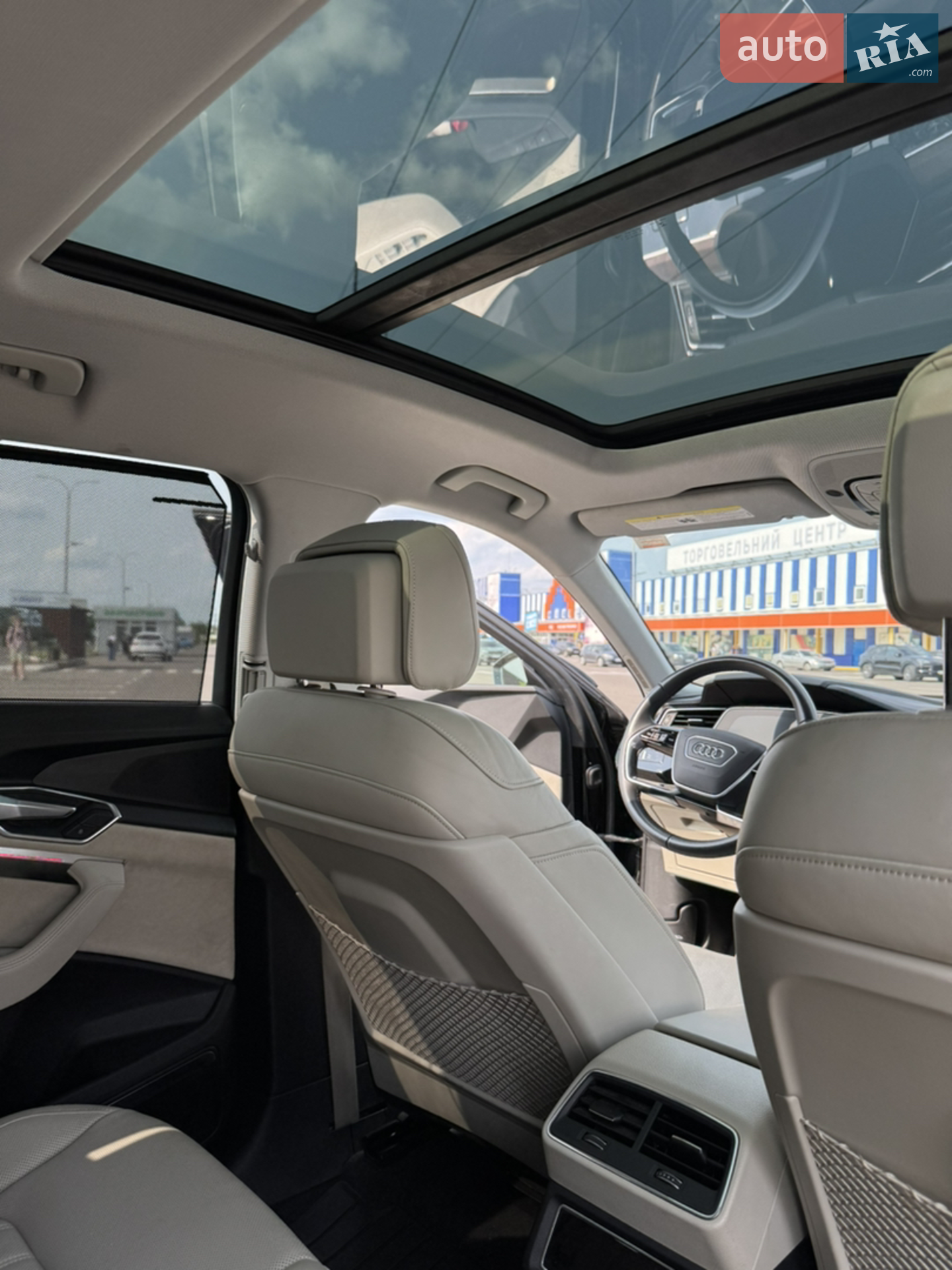 2019 Audi e-tron - мініатюра 15