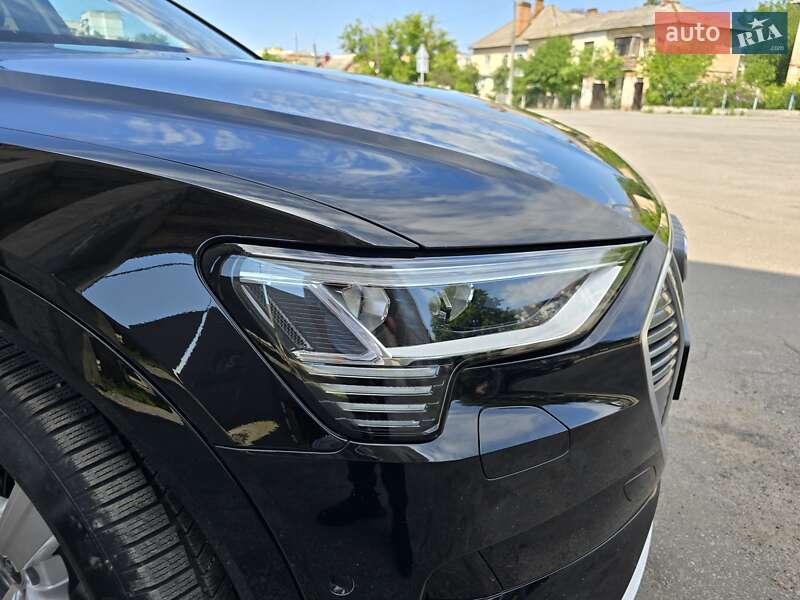 Внедорожник / Кроссовер Audi e-tron 2020 в Виннице