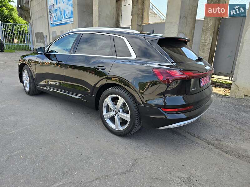 Внедорожник / Кроссовер Audi e-tron 2020 в Виннице